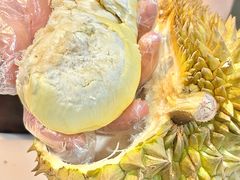 -领鲜活海鲜榴莲自助火锅(东门店)