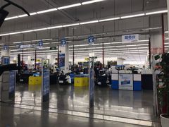 -迪卡侬(袁家岗店)