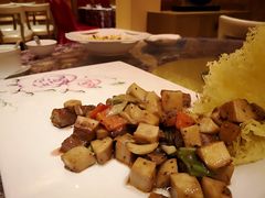 -沁香庭中餐厅·川粤菜(重庆高新假日酒店)