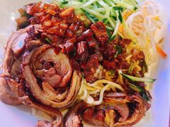 -鼓楼吃面·肉啃肉(南锣鼓巷店)
