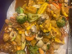 -钳真多钓虾馆·小龙虾海鲜烧烤(九六广场店)