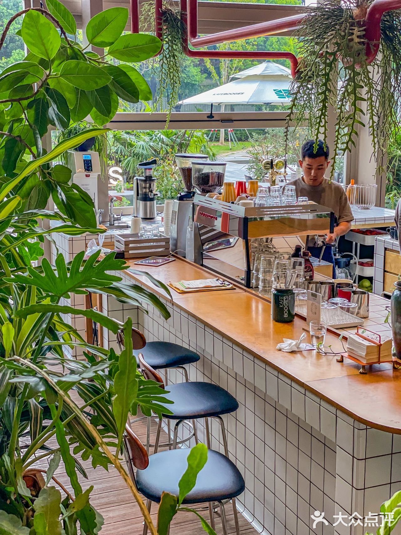 上海最适合约会的花园餐厅就在这里