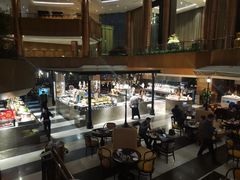 -圆顶阁西餐厅(郑州索菲特国际饭店 )