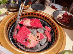 -蚂蚁洞·烤肉大营地(上海静安大悦城店)