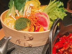 -三出山火锅(南京万象天地店)