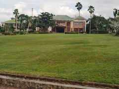 -侯臣咖啡文化村