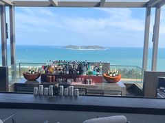 -瑰丽酒店·海吧·天际下午茶·现场DJ·天台酒吧