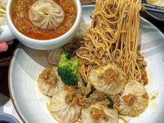 -馋三尺蟹粉小笼(人民广场店)