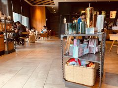 -星巴克臻选(莘庄仲盛店)