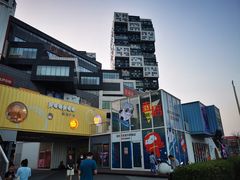 -资和信百货商场