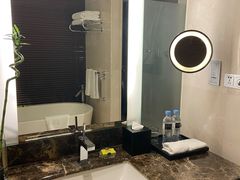 -青岛海尔洲际酒店