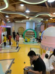 -多多淘儿童体验中心(重庆来福士店)