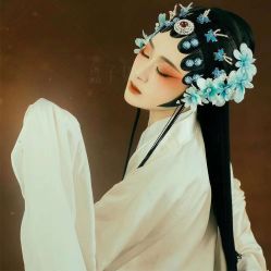 -盘子女人坊古装写真摄影(厦门总店)