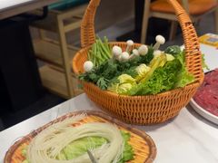 -椰子湾·海南火锅·糟粕醋·椰子鸡(正大广场店)