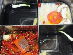 -巴渝瓦肆重庆鲜火锅(宝龙环湖店)