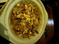 -阿瓦山寨·湘菜现炒·剁椒鱼头王(咸阳总店)