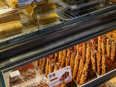 -鲍师傅糕点(江苏路店)