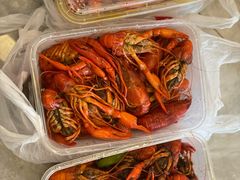 -沪小胖小龙虾(淮海中路旗舰店)