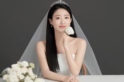 -喜爱高定婚纱摄影