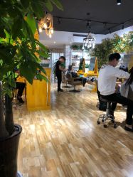 -明洞造型精品烫染