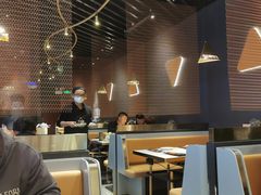 大堂-牛人日志·鲜牛肉骨汤火锅(万科里瑧店)