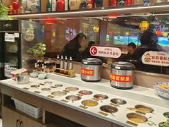 -乡土黄·鲜牛肉火锅·小龙虾(兴业街店)