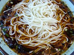 -阿依娘镇店豌杂面(三峡广场店)