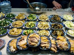 -郭巨人农家食堂(南部商务区店)