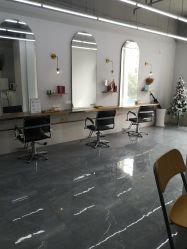 -茶发Salon·烫发染发理发