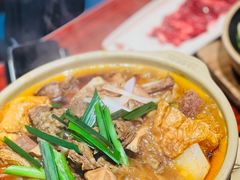 -沙胆彪炭炉牛杂煲(上海日月光广场店)