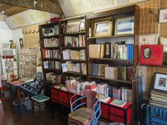 -荒岛书店(黄县路店)