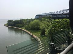 -上海滴水湖皇冠假日酒店