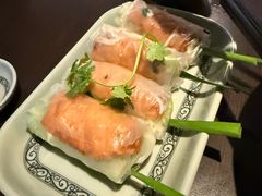 -大头虾越式风味餐厅(光明广场店)