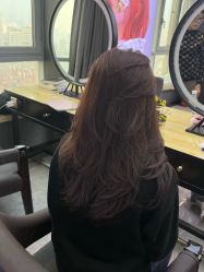 -藤野造型烫发染发