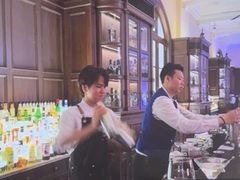 -LONG BAR 廊吧(外滩华尔道夫酒店)