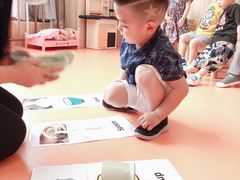 -小门牙好性格托育(北外滩中心)