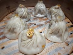 蟹粉小笼包-绿波廊(豫园店)