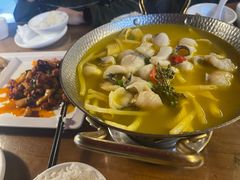 -隔壁老王·家常云南菜(花巷店)