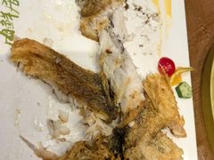 -赶海部落海鲜城(海阳路店)