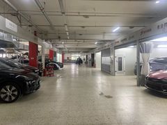 -北亚国超特斯拉授权钣喷中心