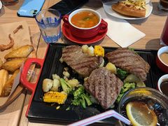-必胜客(群力王府井店)