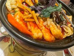 -老表记广西宵夜螺蛳鸭脚煲(东盟店)
