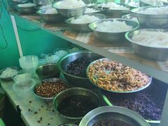 -灵山卢梅燕粉店