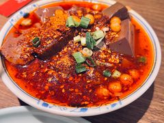 -肖四女乐山跷脚牛肉(滨江天街店)