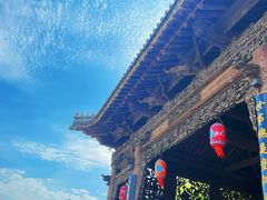 -雪山彩虹谷景区