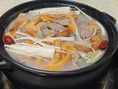 -九寨特色牦牛肉汤锅 羊肉汤锅