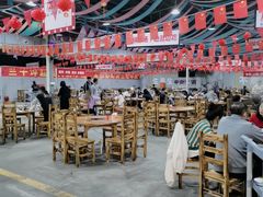 大堂-三千坪超级火锅市场·土灶牛肉火锅