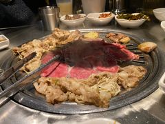 -韩聚屋韩国烤肉餐厅(新北万达店)