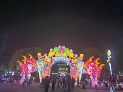 -铂逸梦秦酒店(横店梦幻谷店)