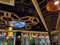 大堂-钱小奴海鲜自助黑金店(杭州滨江龙湖店)